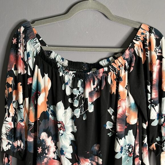 Pink Blush Maternity Black Floral Off Shoulder Top Slit Sleeves Size Medium - Picture 2 of 8